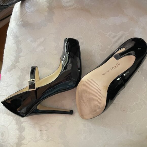 Size 4 Patent leather strap stilettos - Picture 3 of 7